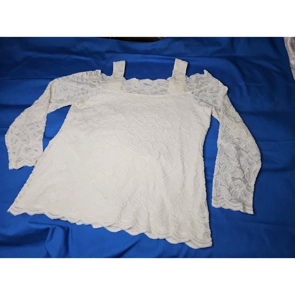 Chicos Lace Top Cold Shoulder Scalloped Edge Ivory Cottagecore Romantic Sz 2/LG‎